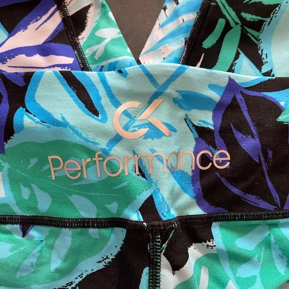 Calvin Klein Performance Gear Gym Yoga Colorful Sz Medium - Picture 2 of 4